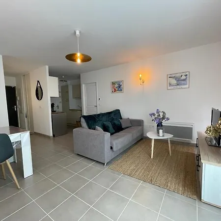 Apartment Bel T2 En Centre-ville D'arcachon Avec Balcon, A 200m De La Et Proche De La Gare - Fr-1-474-243 *