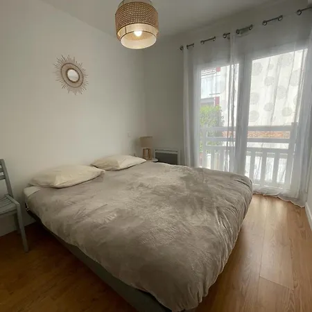 Апартаменты Bel T2 En Centre-ville D'arcachon Avec Balcon, A 200m De La Et Proche De La Gare - Fr-1-474-243
