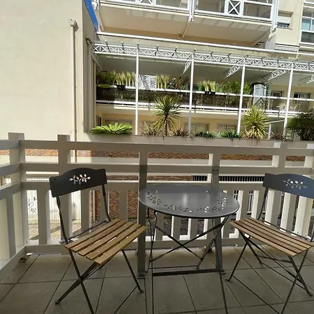 Bel T2 En Centre-ville D'arcachon Avec Balcon, A 200m De La Et Proche De La Gare - Fr-1-474-243 Апартаменты